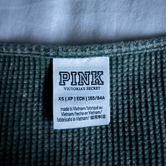 PINK Victoria’s Secret long sleeve - Picture 3 of 3
